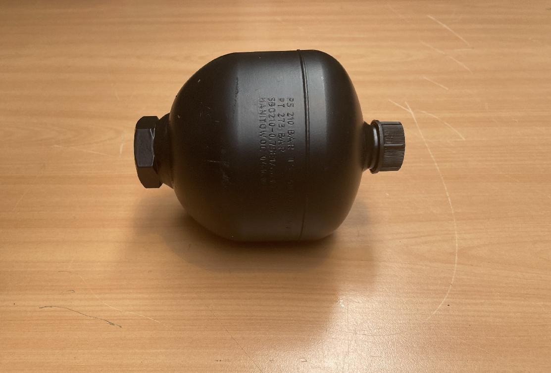 3207529 Grove GMK 5130-2 PRESSURE ACCUMULATOR