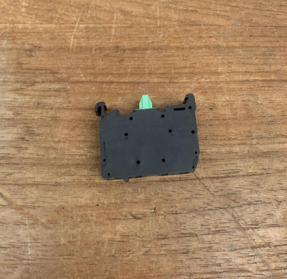 3317177 Grove GMK 2035 CONTACTOR