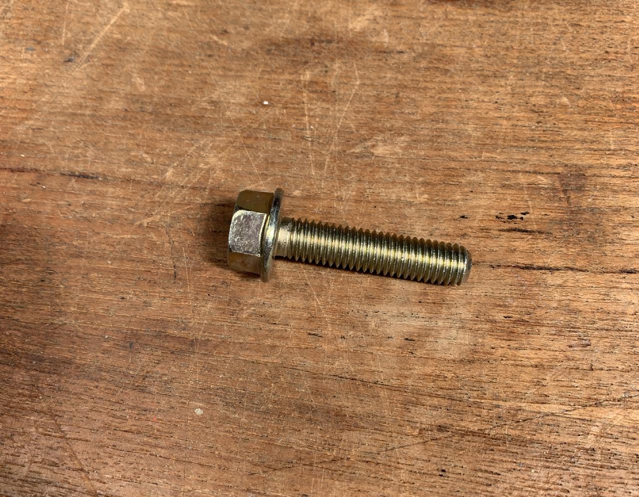 3318671 Grove GMK BOLT