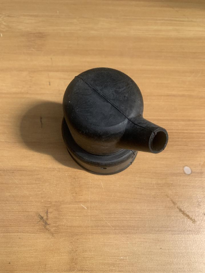 3320468 Grove GMK 6300 SLEEVE