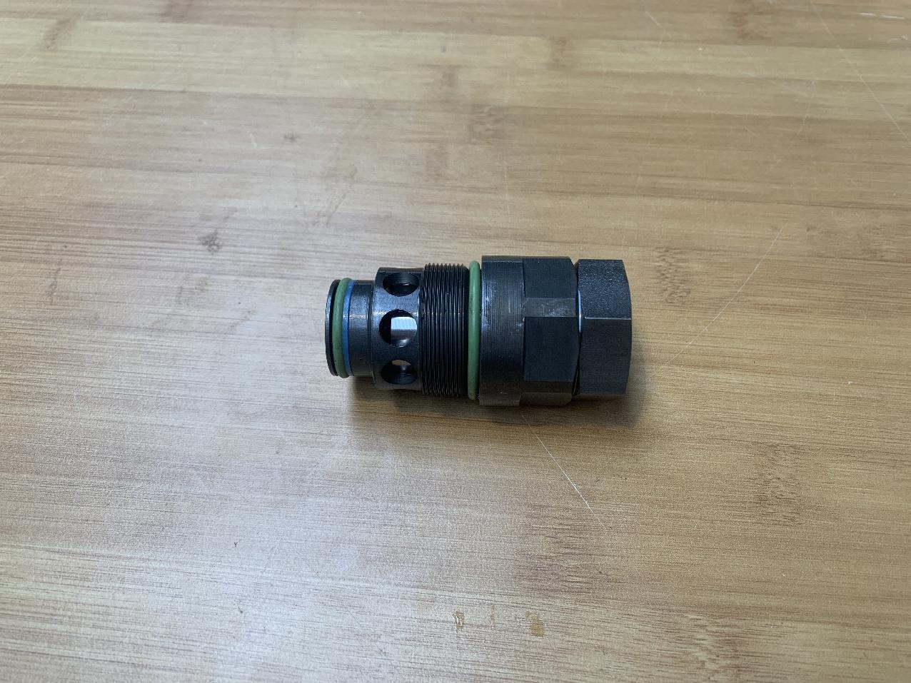 3322237 Grove GMK 5250-L VALVE