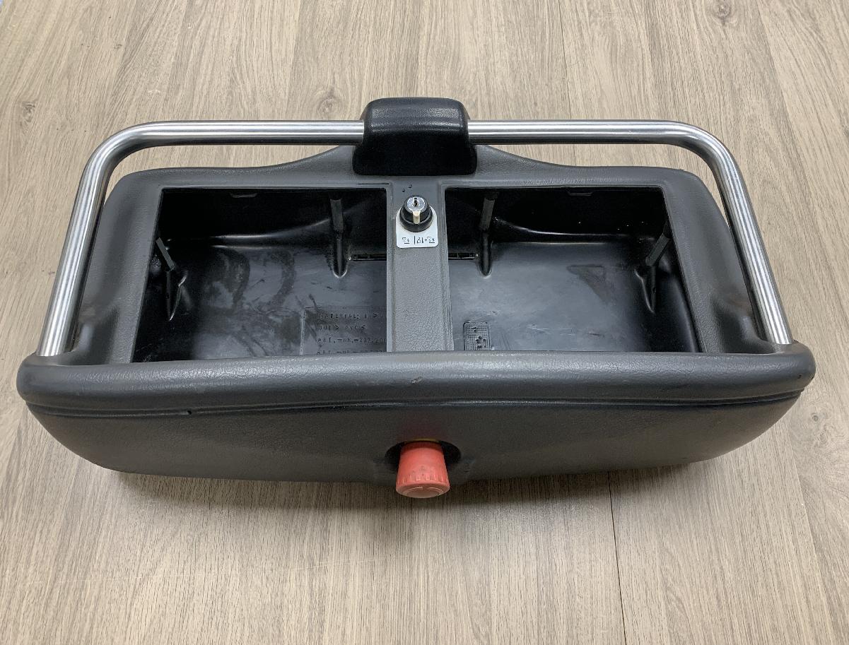 3322589 Grove GMK 2035 INSTRUMENT SUPPORT