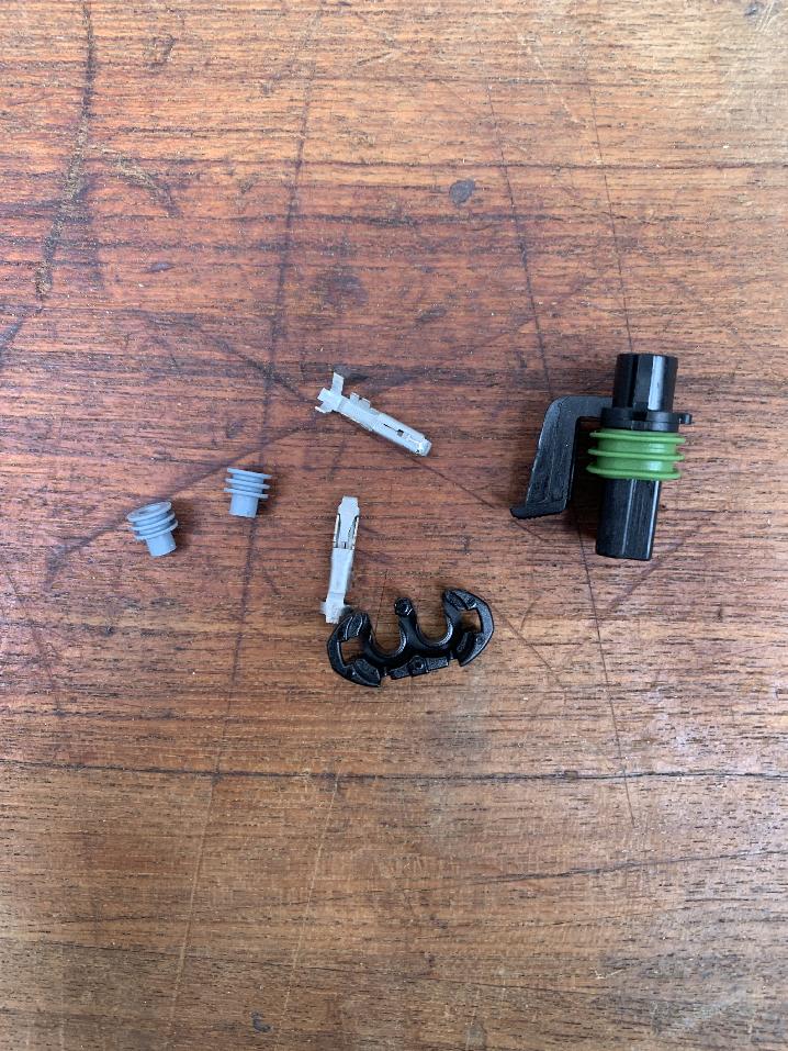 3324384 Grove GMK 5130-2 CONNECTING PLUG