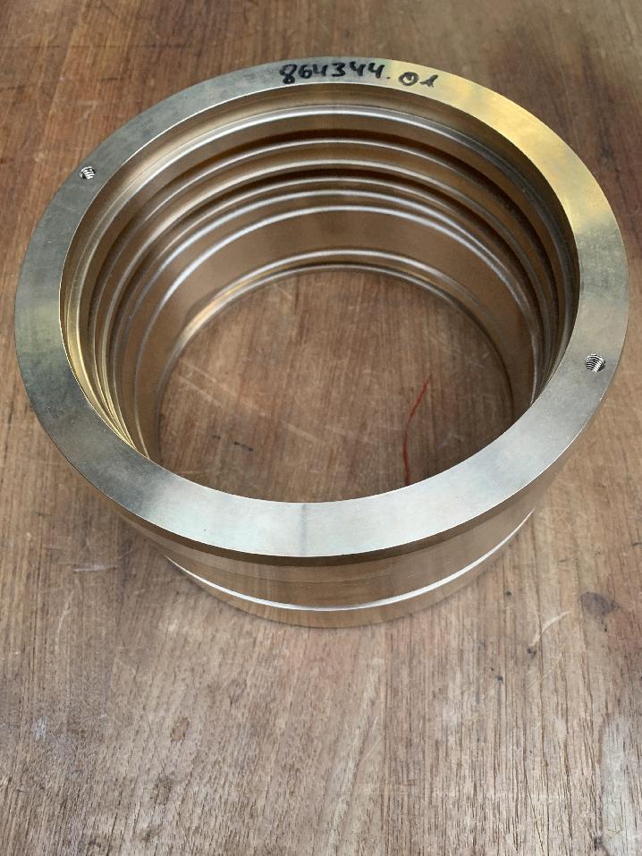 3326721 Grove GMK 5220 GUIDE BUSH