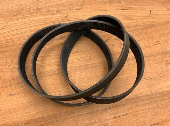 3328364 Grove GMK 3050-1 V-RIBBED BELT