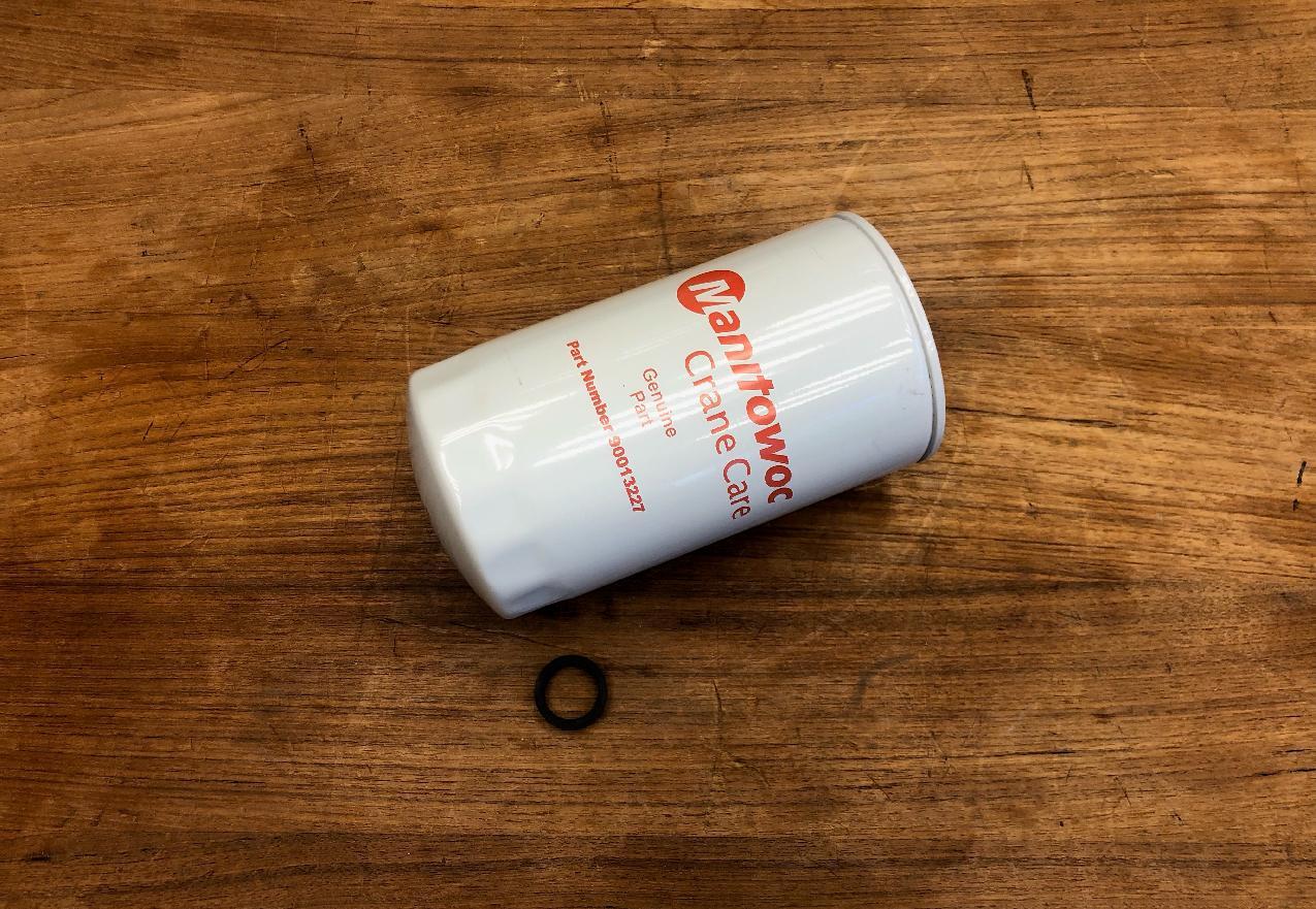3329104 Grove GMK FUEL FILTER