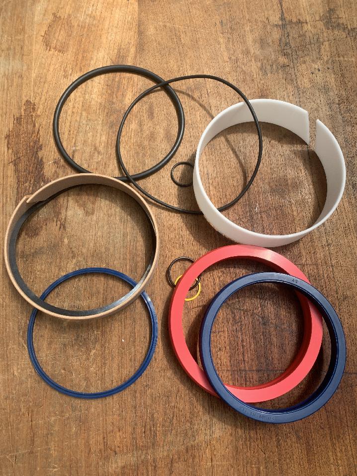 4159782 Grove GMK 4100-L SET OF SEALS