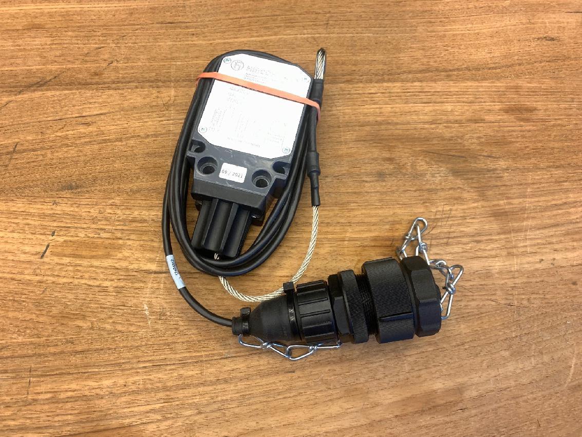 42015612 Demag AC 100 HOIST LIMIT SWITCHWITH PLUG AND CABLE, 1=1,8M INCL. FIG. NO 11-17