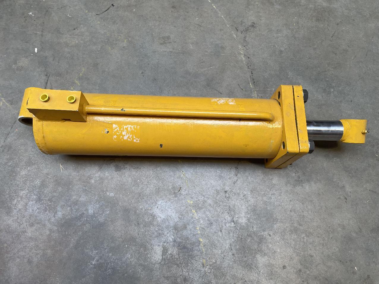 6372000646-R Grove GMK OUTRIGGER CYLINDER-REFURBISHED