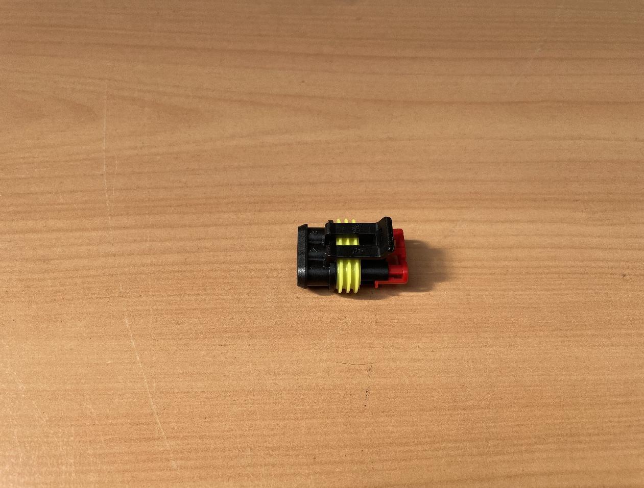 7364100051 Grove RT 760E PLUG