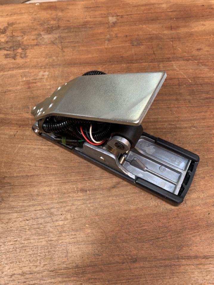 7683000617 Grove YB 4411 CONTROL ASSEMBLY -