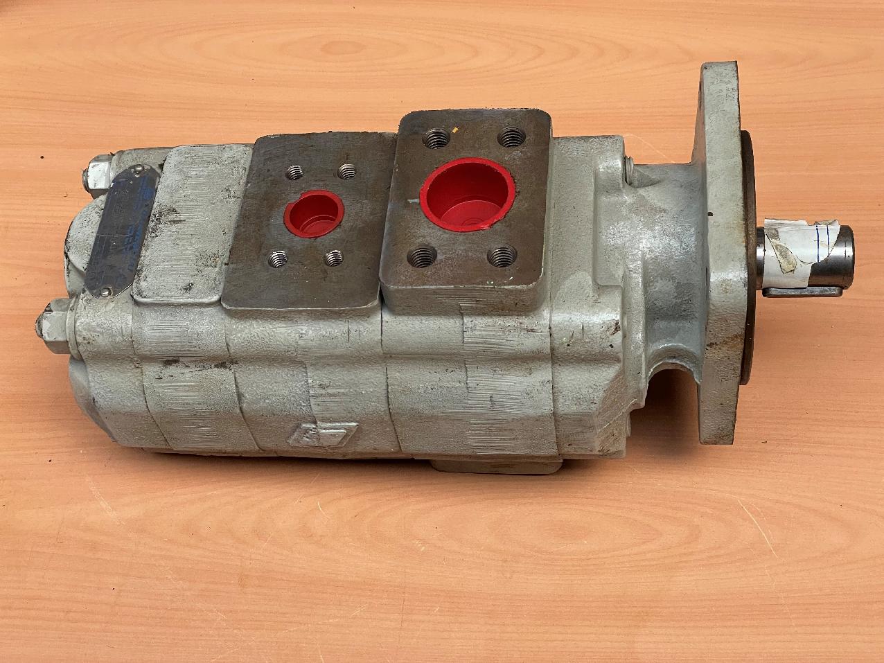 7722000172 Grove GMK PUMP 2 SECTION