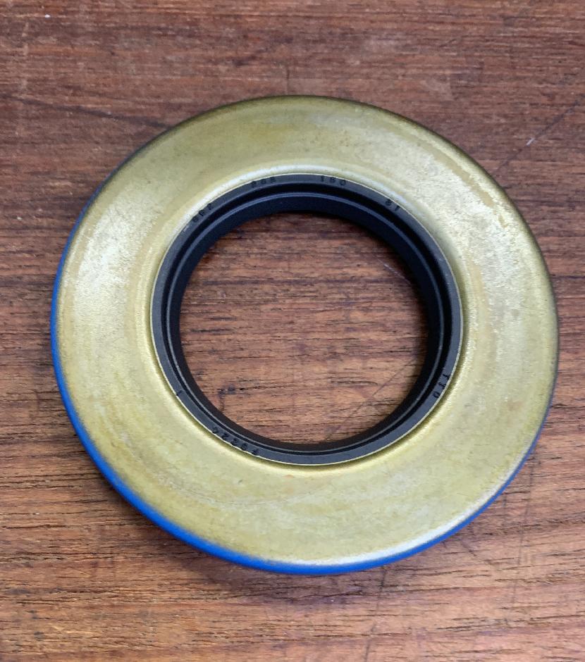 7794000517 Grove RT 9100 SEAL