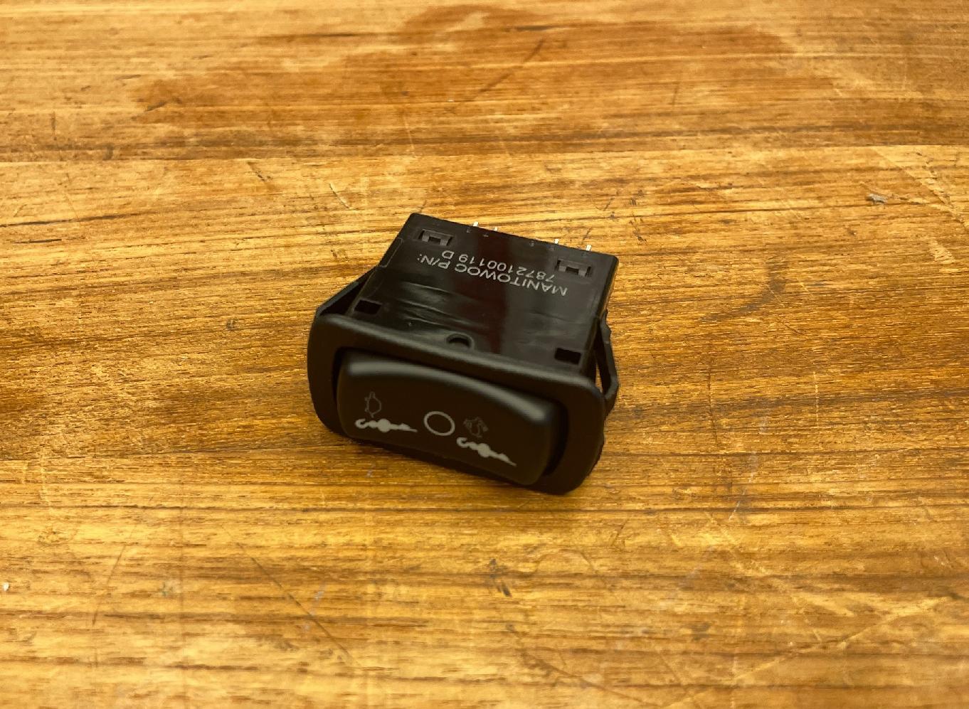 7872100119 Grove RT 880E SWITCH, L-SERIES AUX HOLST