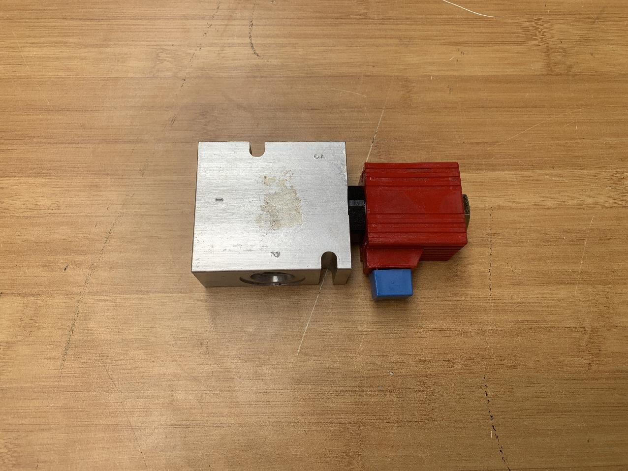 7926002087 Grove RT 9100 VALVE ASSEMBLY - SOLENOID