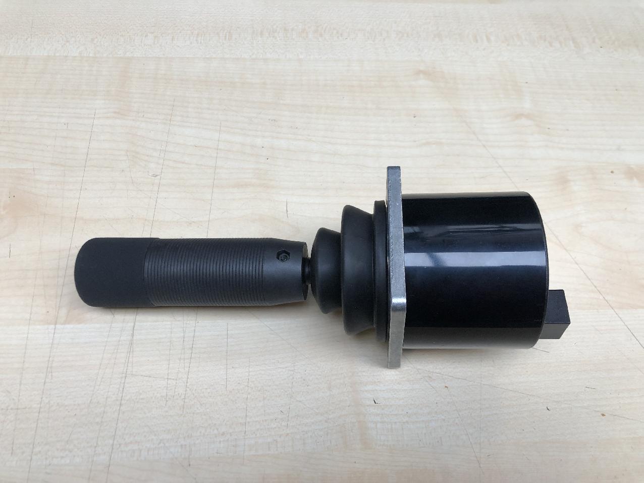 A02464 Manitowoc M 555 CONTROLLER, JOYSTICK DUAL AXIS