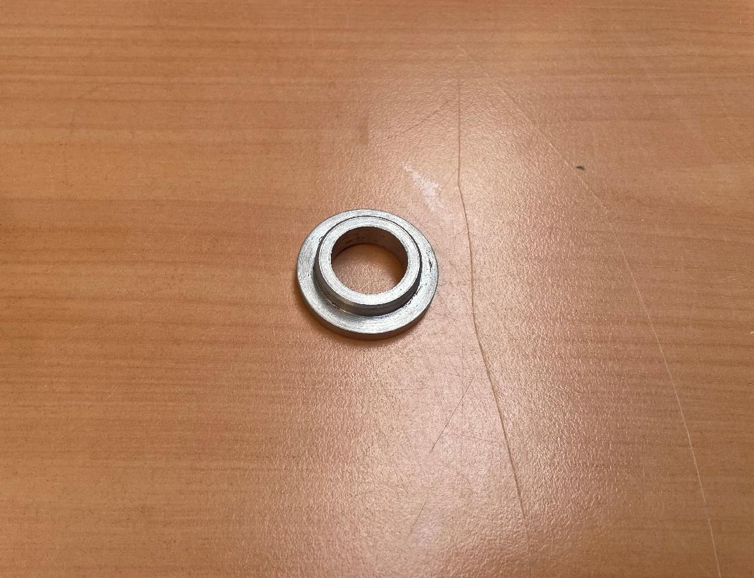 8755792 Grove GMK SEAT VALVE