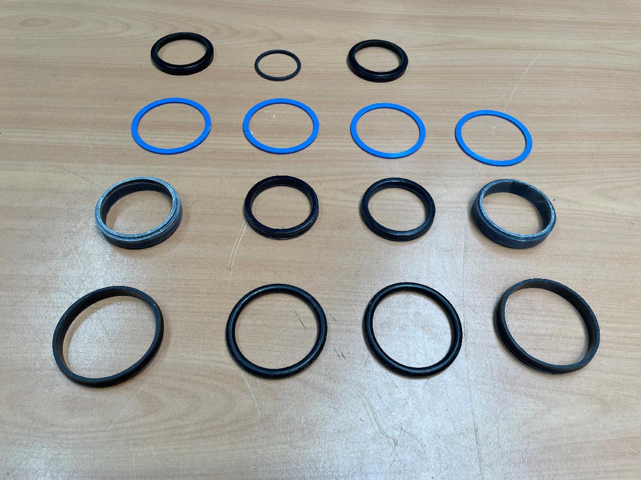 8926427 Grove GMK SEAL KIT.