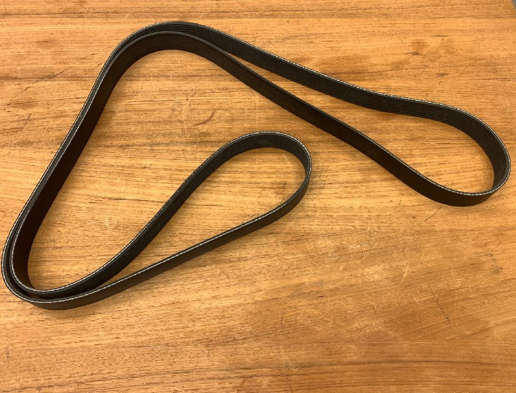 90023884 Grove RT 540E BELT DRIVE V-RIBBED