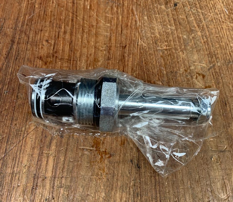 9926107780 Grove RT 875E VALVE, CARTRIDGE