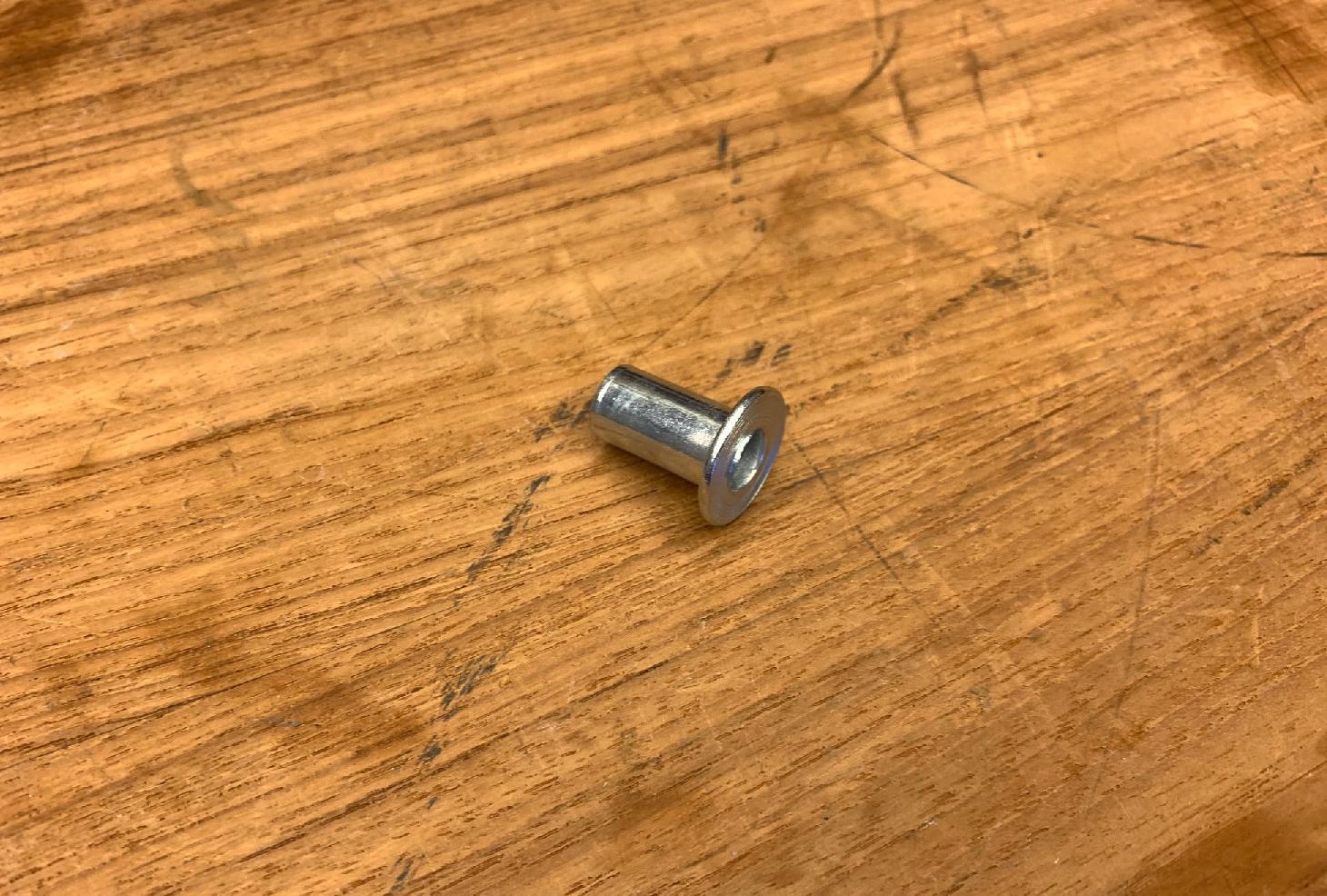 9049991021 Grove GMK RIVET