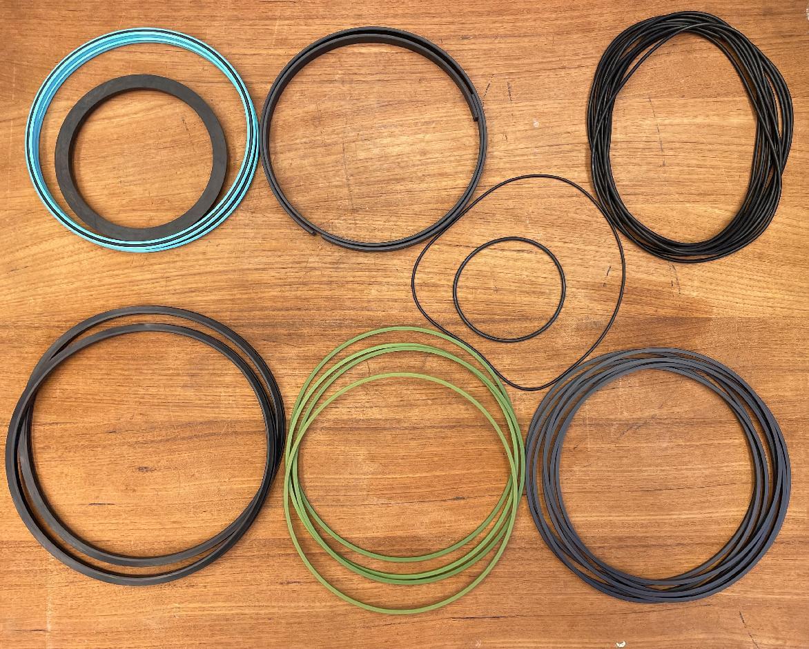 9364102012 Grove RT 760E KIT, SEAL