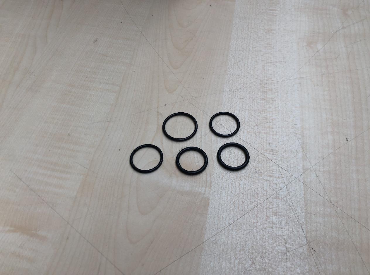 975032 Grove GMK SECTION SEAL KIT
