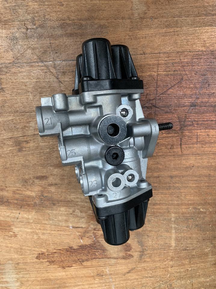 997-070-07310 Faun ATF 4-CIRCUIT PROTECTION VALVE