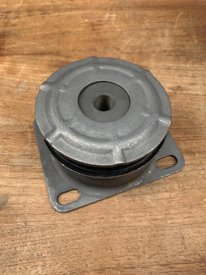 997-077-58847 Faun ATF RUBBER-METAL SUPPORT