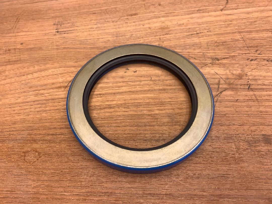 9974101216 Grove RT 540E SEAL, OIL