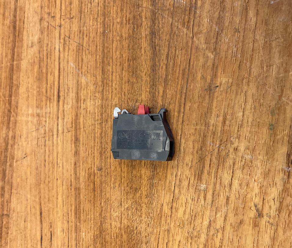 M672752 Grove GMK 3060 SWITCH CONTACT BLOCK